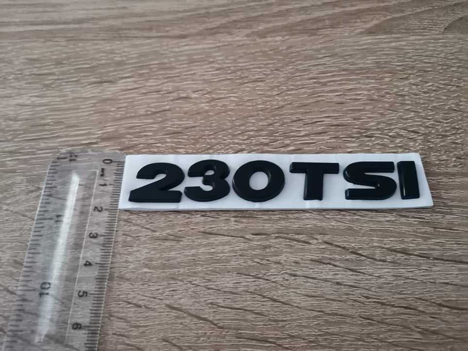 черна емблема надпис лого Volkswagen 230 TSI Фолксваген 230 ТСИ