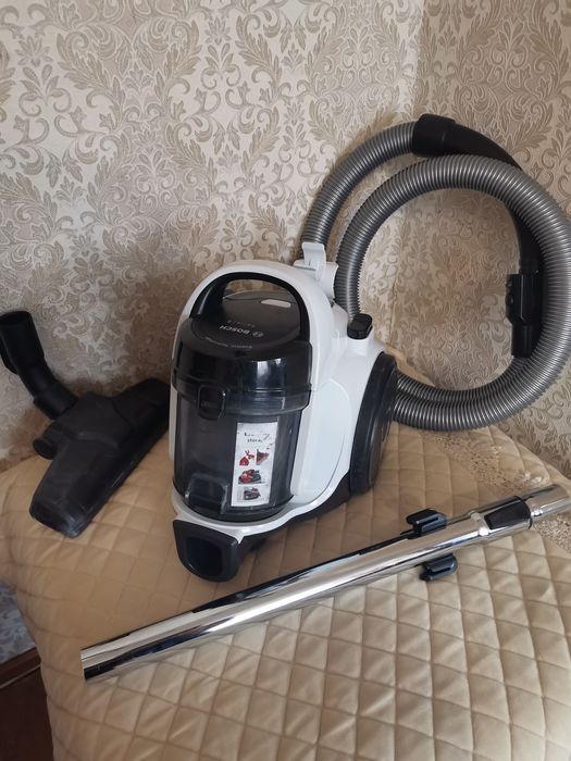 Продам пылесос BOSCH