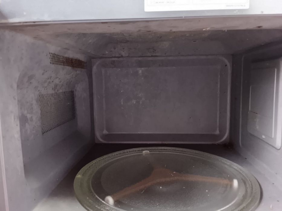 Продам микроволновую печь