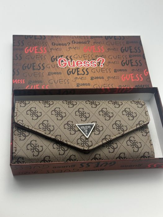 Portofel dama Guess