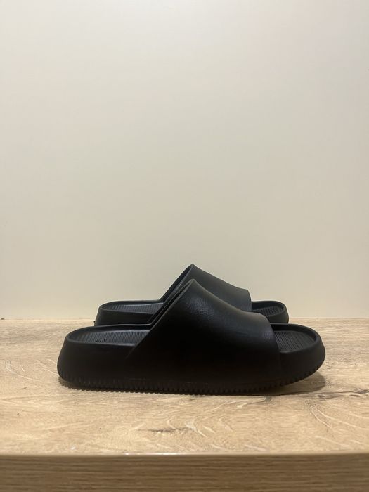 Nike calm 1 N40