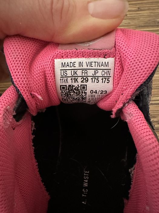 Зимни маратонки adidas за момиме 29 номер