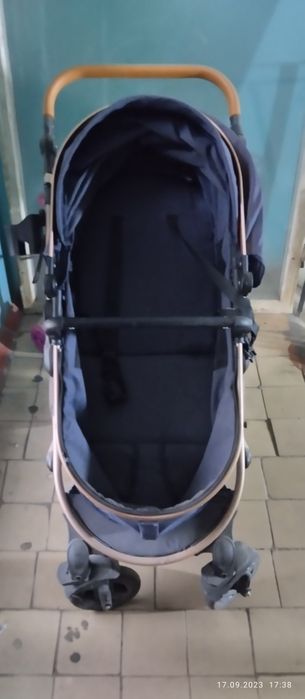 продам коляску в хорошем состоянии