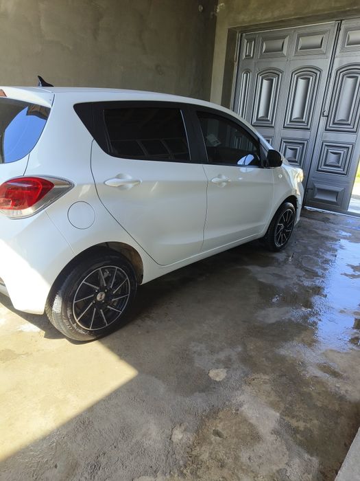 Чанган Бин Бин е стар машинаси сотилади