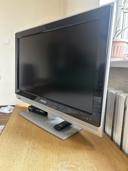 Продам польский телевизор philips