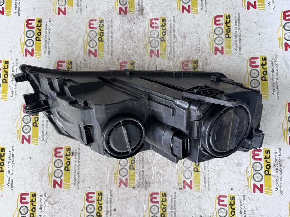 Far stanga halogen Skoda Octavia 3 facelift 2017-2020