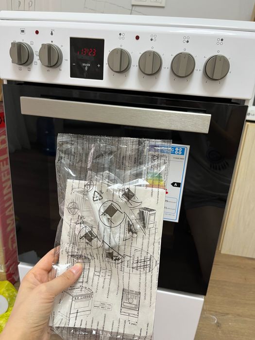 Плита с духовкой