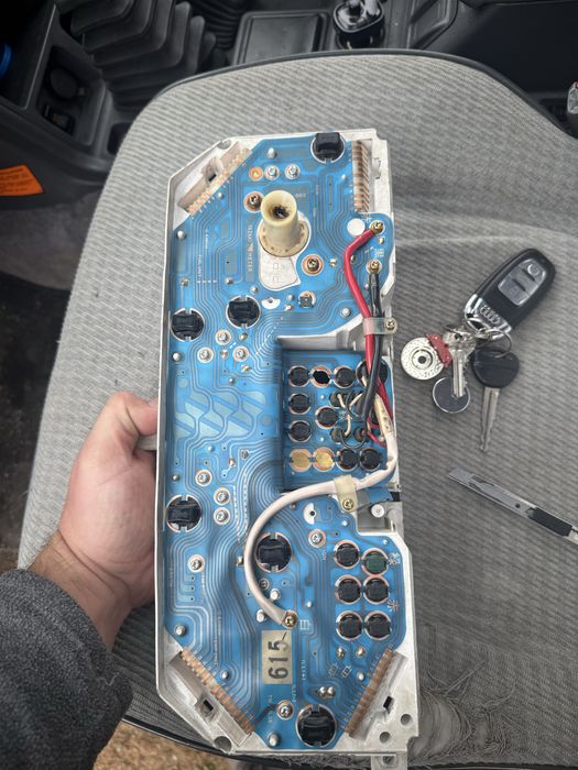 Ceasuri bord Mitsubishi Pajero MK2