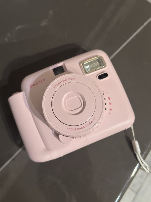 Продам почти новый instax mini