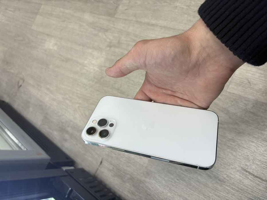 Айфон 12 про макс