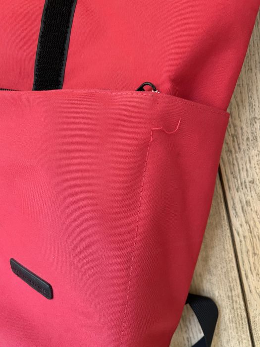 Дамска раница в малиново червено Ucon Acrobatics