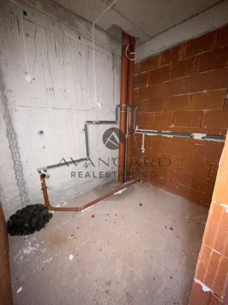 Продава се Двустаен апартамент в Пловдив, Кършияка - 77 кв.м за 1023 €/кв.м - Снимка #3