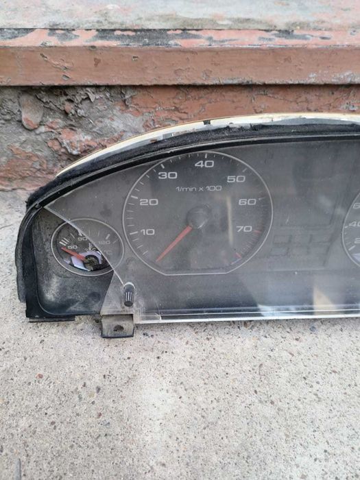 Панель приборов Ауди