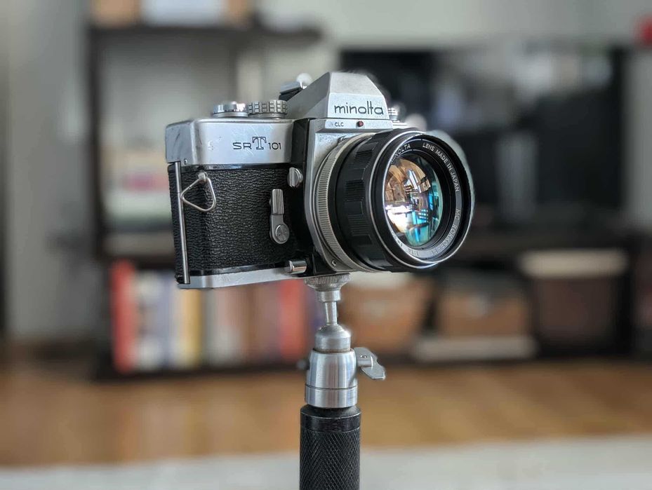 Лентов фотоапарат Minolta SRT 101 с комплект обективи