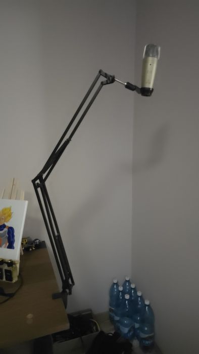 Microfon / Interafata Audio Behringer + Suport microfon