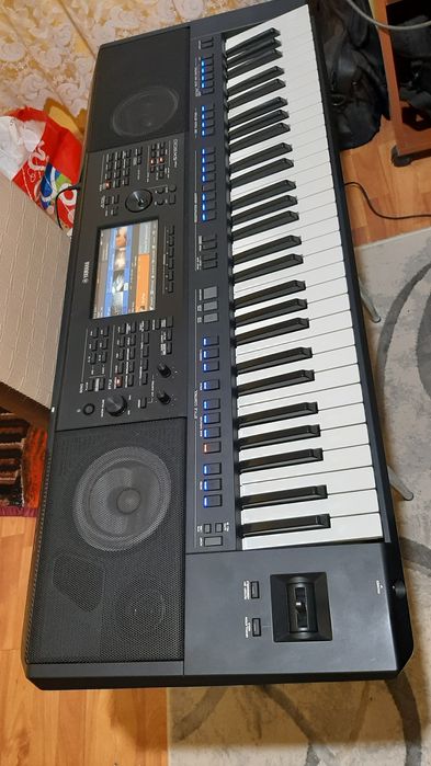 Orga Yamaha psr sx 900 cu husa si set Pro