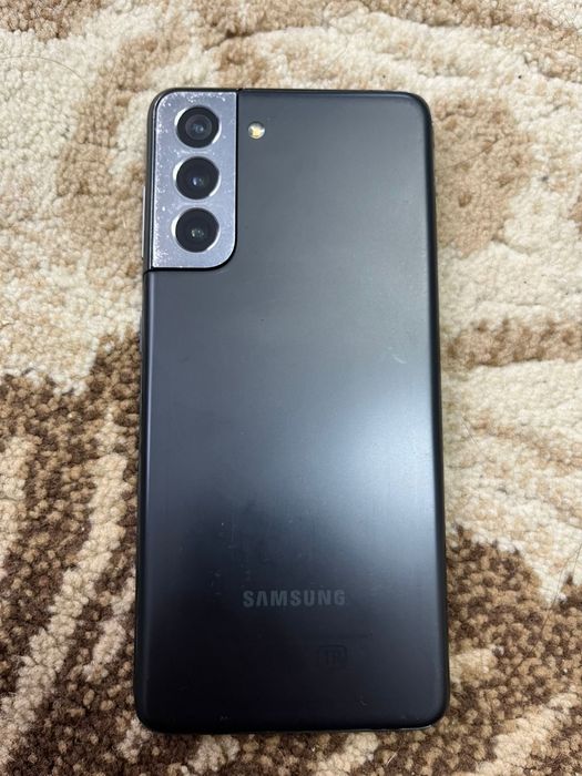 Обменяю  Samsung s21 5g 8/128гб