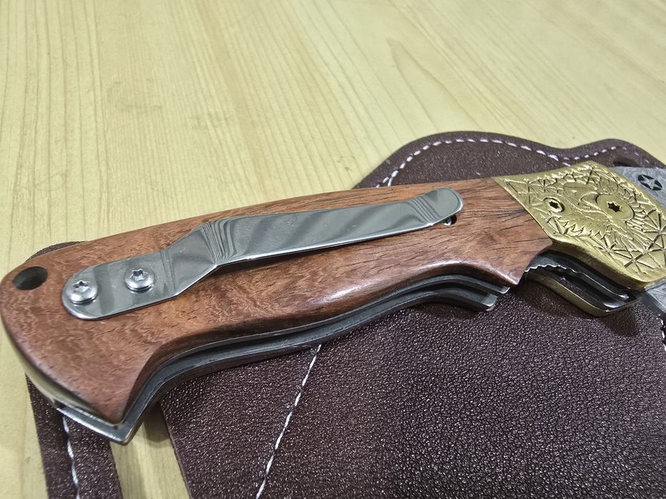 Сгъваем нож Mahogany Duke VGIO Damascus
Сгъваем нож Mahogany Duke-