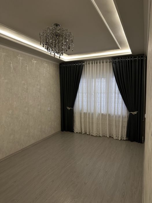 продается 2х комнатная квартира на 3 этаже из 4 рядом с Лавита