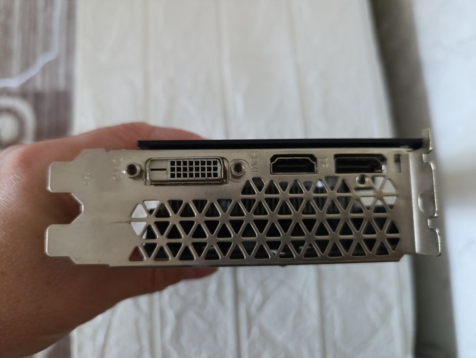Продам видеокарту RX580, 8Гб, 2048SP