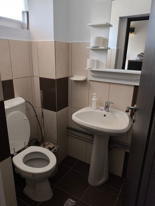 Casă de inchiriat - Bradu, str Brândușei