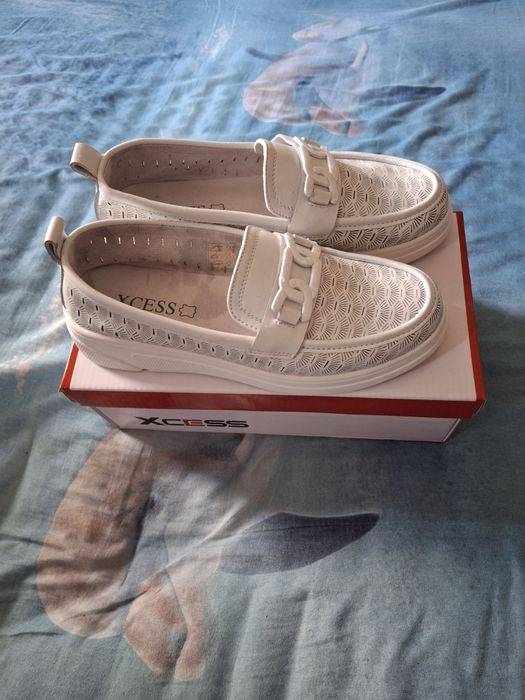 Нови обувки 38 номер