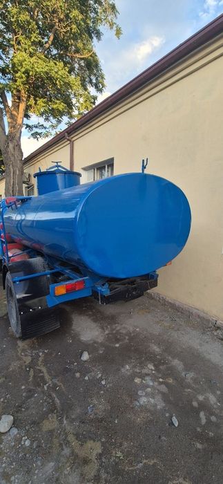 Ёмкост сотилади газ 53 водавоз бензавоз учун