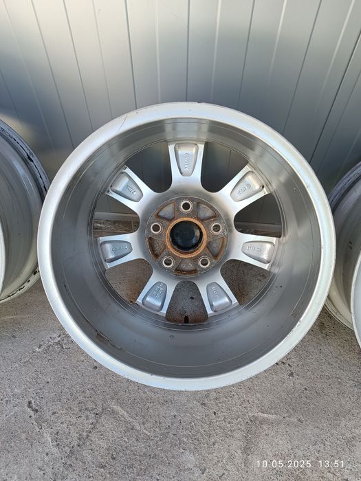 17/5/130-ФОЛКСВАГЕН ТУАРЕГ нов внос перфектни