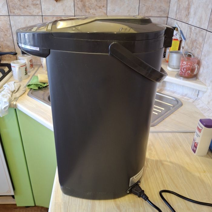 Продам Термопот BRAYER BR1091