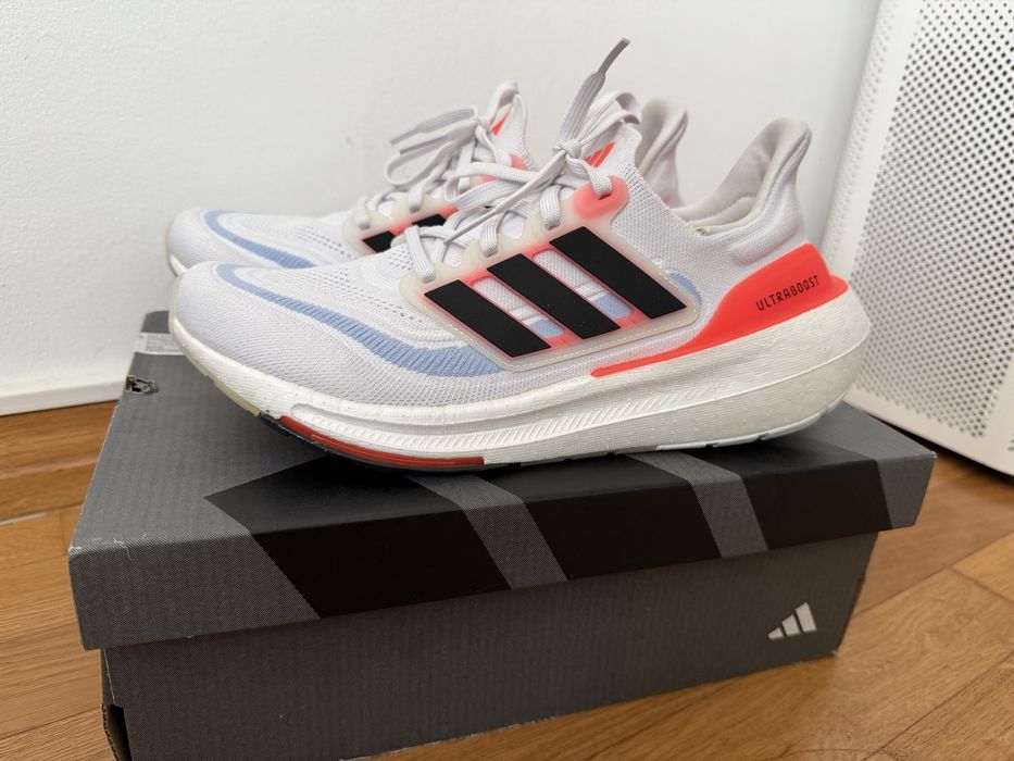 Adidas Ultraboost Light