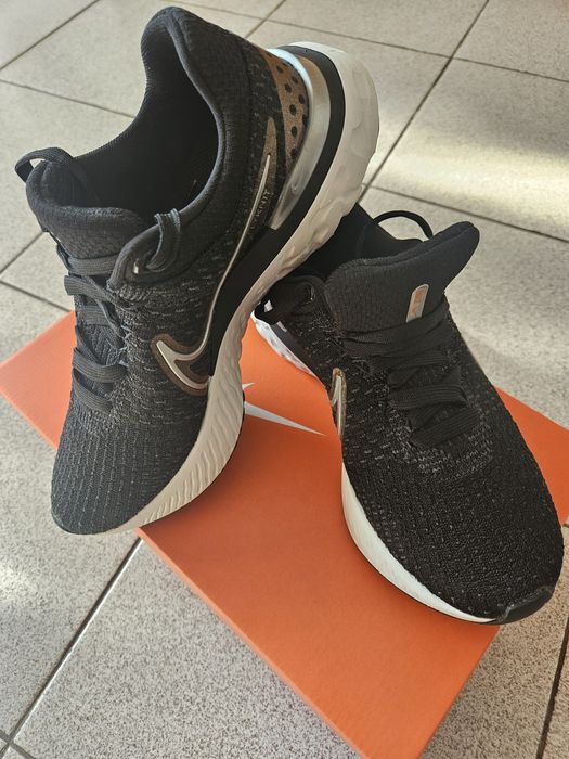 Маратонки Nike reakct 38.5