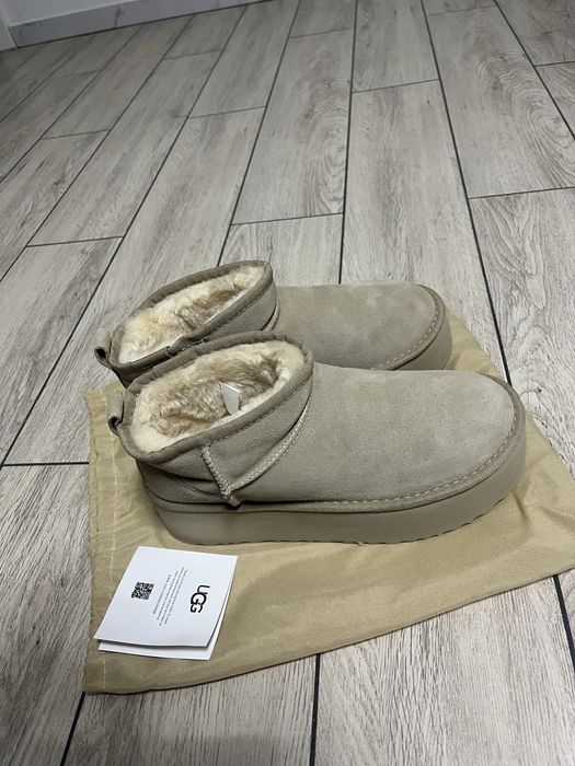 Cizme UGG platform mini sand marimea 39 pentru femei