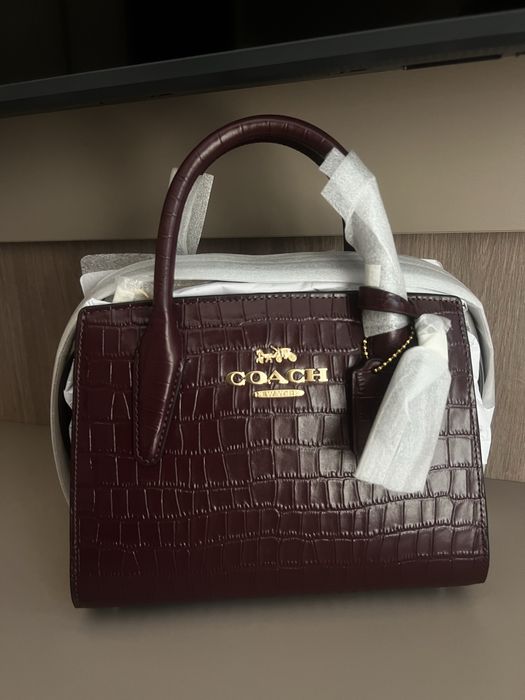 Дамска чанта COACH