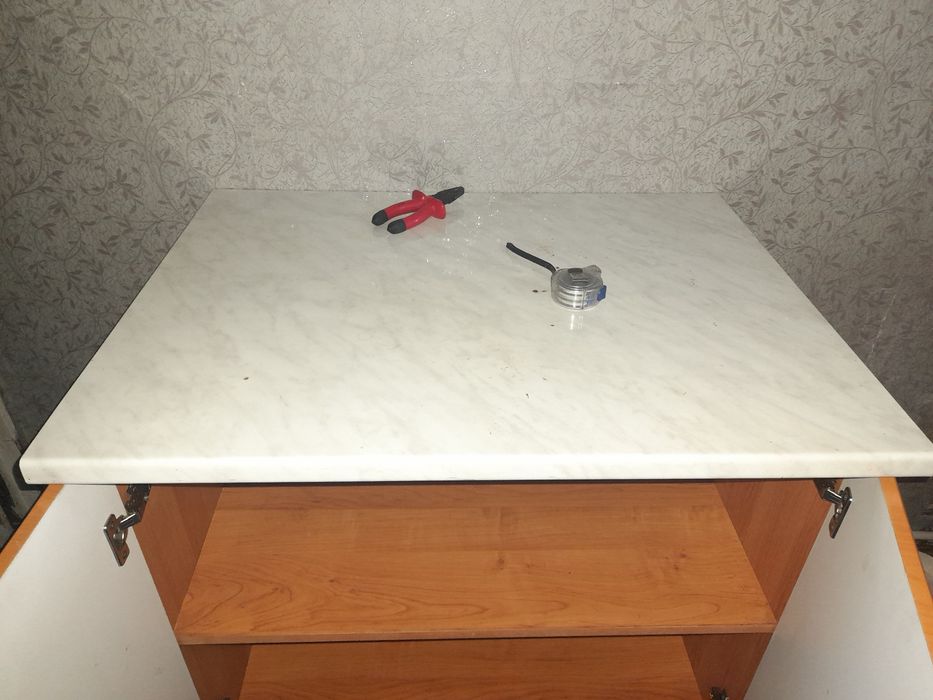 Продам вытяжку .