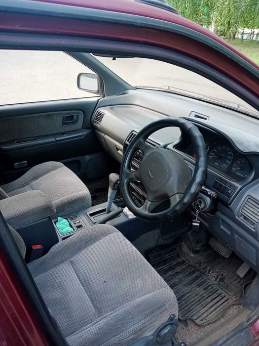 Продам Mitsubishi Chariot 1995 г.