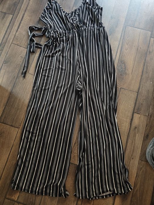 Продавам дамски гащеризон