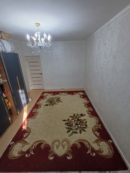 Продам 1 ком квартира в хорошем районе