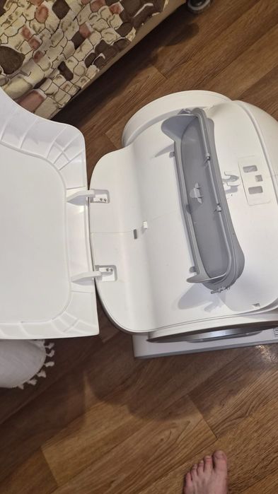 Туалет - лоток автоматический белый