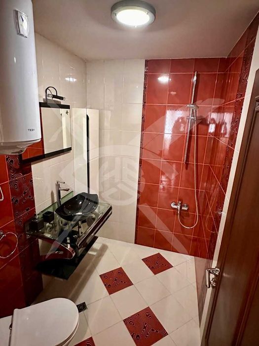 Дава се под наем Двустаен апартамент в София, Хладилника - 60 кв.м за 727.77 € - Снимка #10