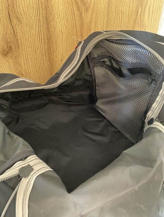 Geanta specialized transport