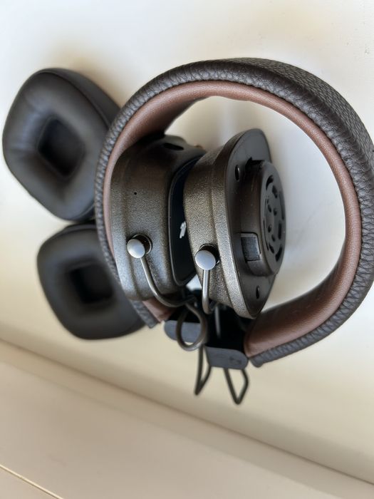 продам наушники Marshall major 4