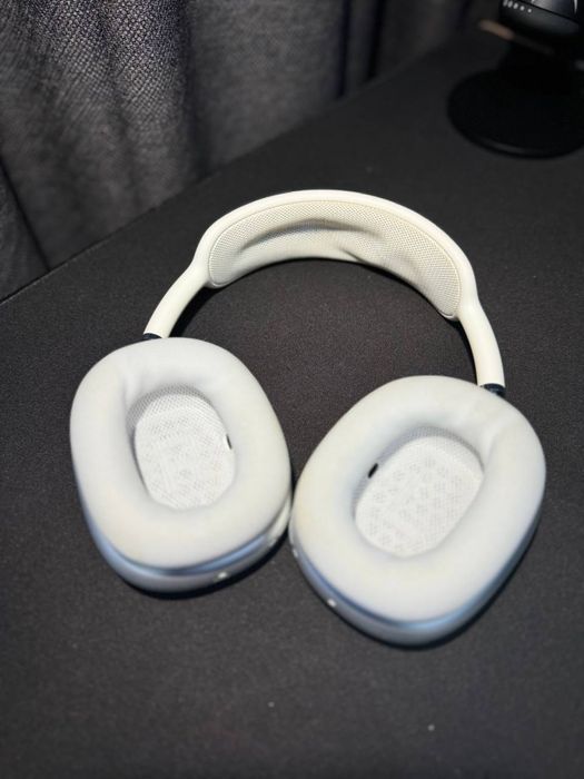 Airpods Max gen 1