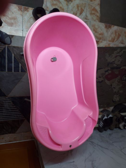 Продам детскую ванночку
