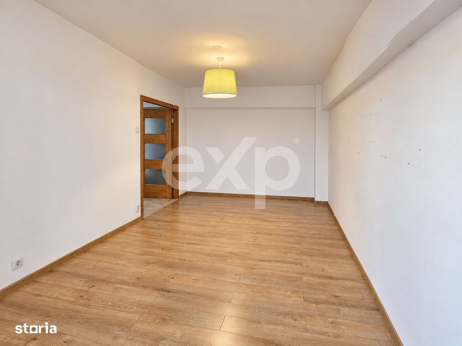 Apartament cu 3 camere, ultracentral in Campina