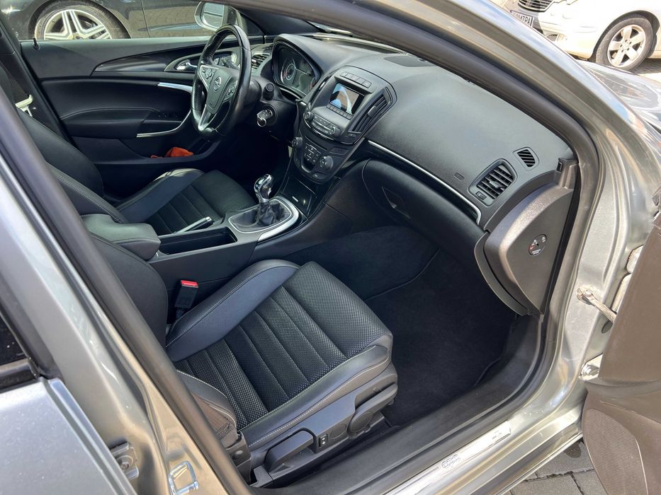 Opel Insignia OPC