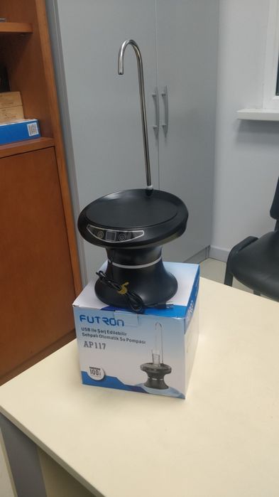 Насос для бутылированой воды