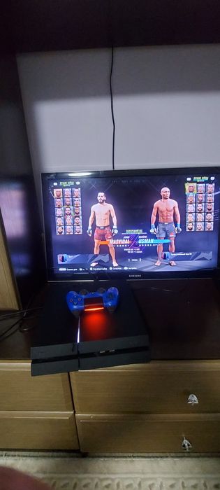 Продам пс4 в рабочем состоянии