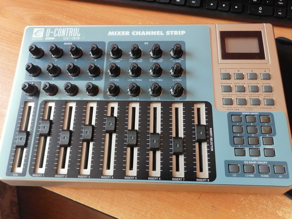 USB/MIDI контролер