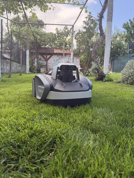 Акумулаторна Косачка  Робот  SUNSEEKER V3 20 V, 2.50 Ah, ШИРИНА НА КОСЕНЕ 18.00 см, 600 m²