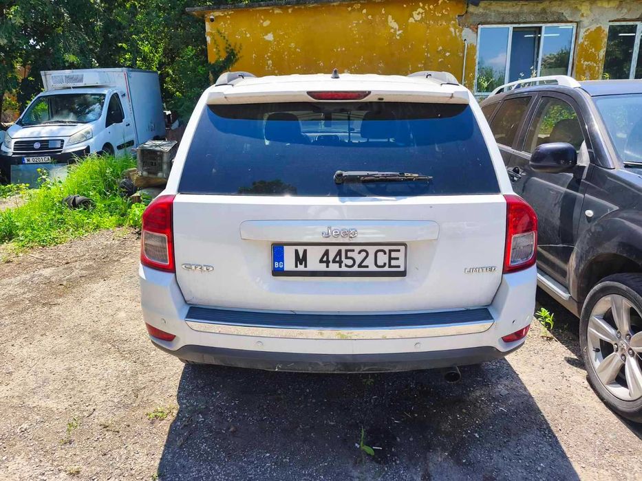 автомобил Jeep Compass